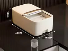 10KG Rice Storage Box (Airtight &amp; Moisture Proof)